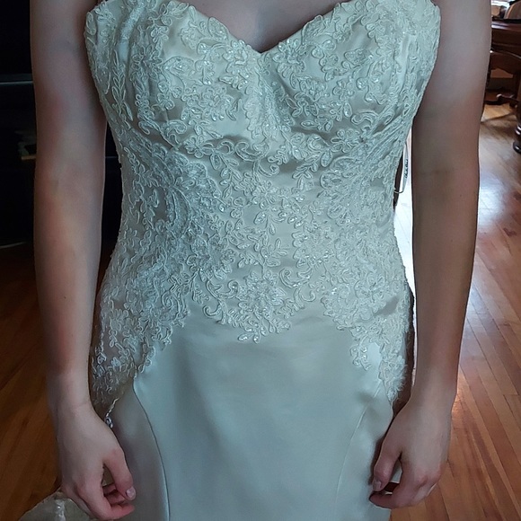 BNWT Stella York size 10. - Picture 11 of 11